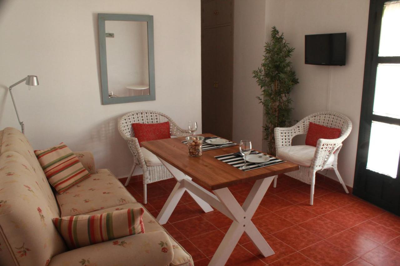 Apartamentos Peregrinos El Rocio Exterior photo